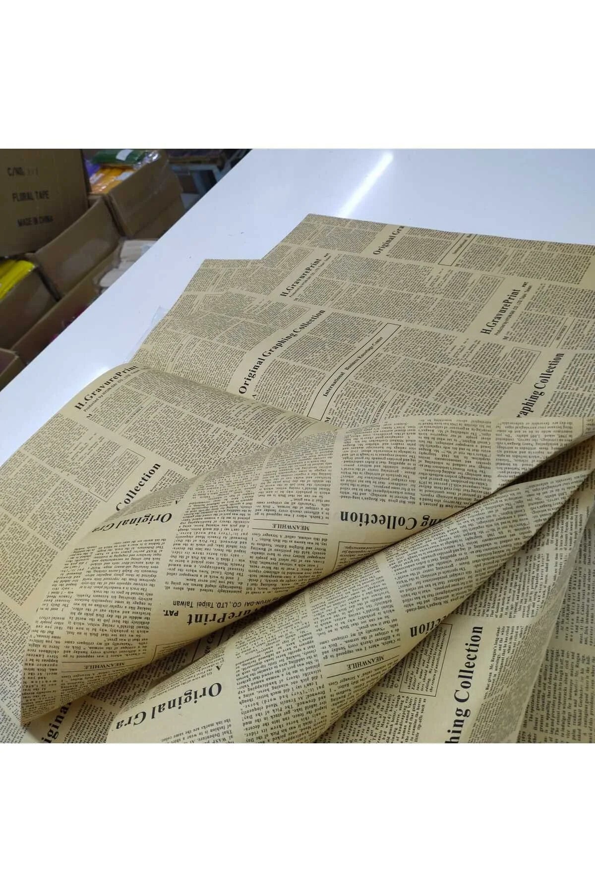 Buketlik Çiçek Ambalaj Kağıtı Gazete Çift Taraflı Baskılı 70*50 cm boyu 1 paket 38 adet.