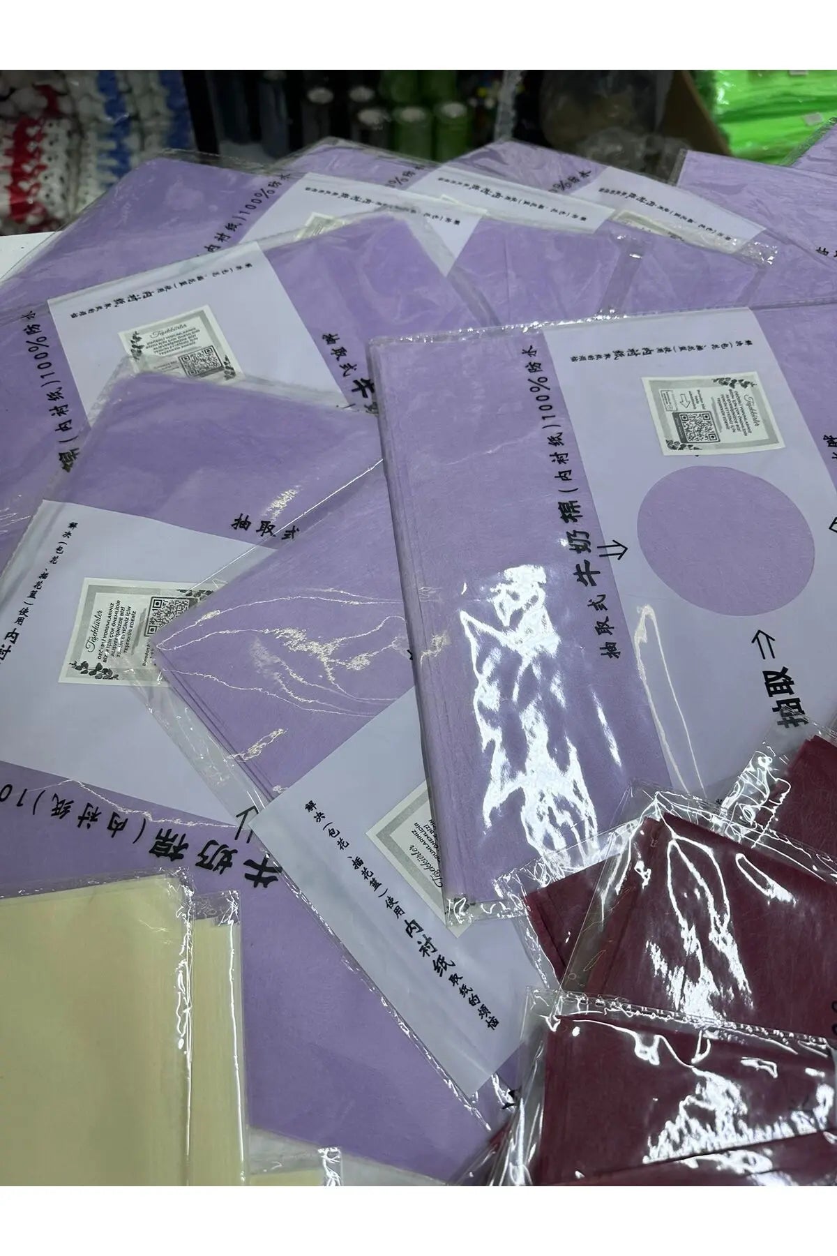 Lila Renk Süt Kağıt Pelur Süsleme Kağıdı Çiçek Buket Sarma 28*28 pakette 36 Adet