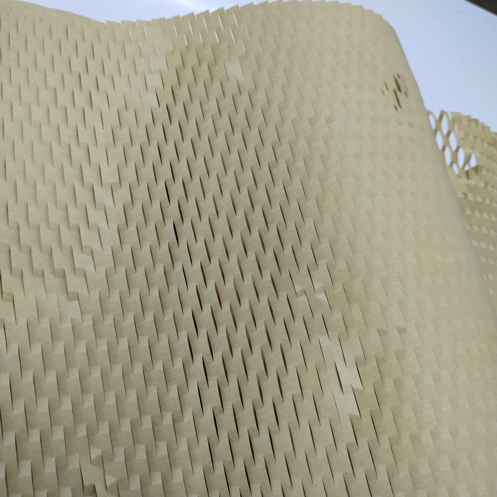 Çiçek Honeycomb Kraft Kağıt Rulosu | Petek Örgü Ambalaj Kağıdı