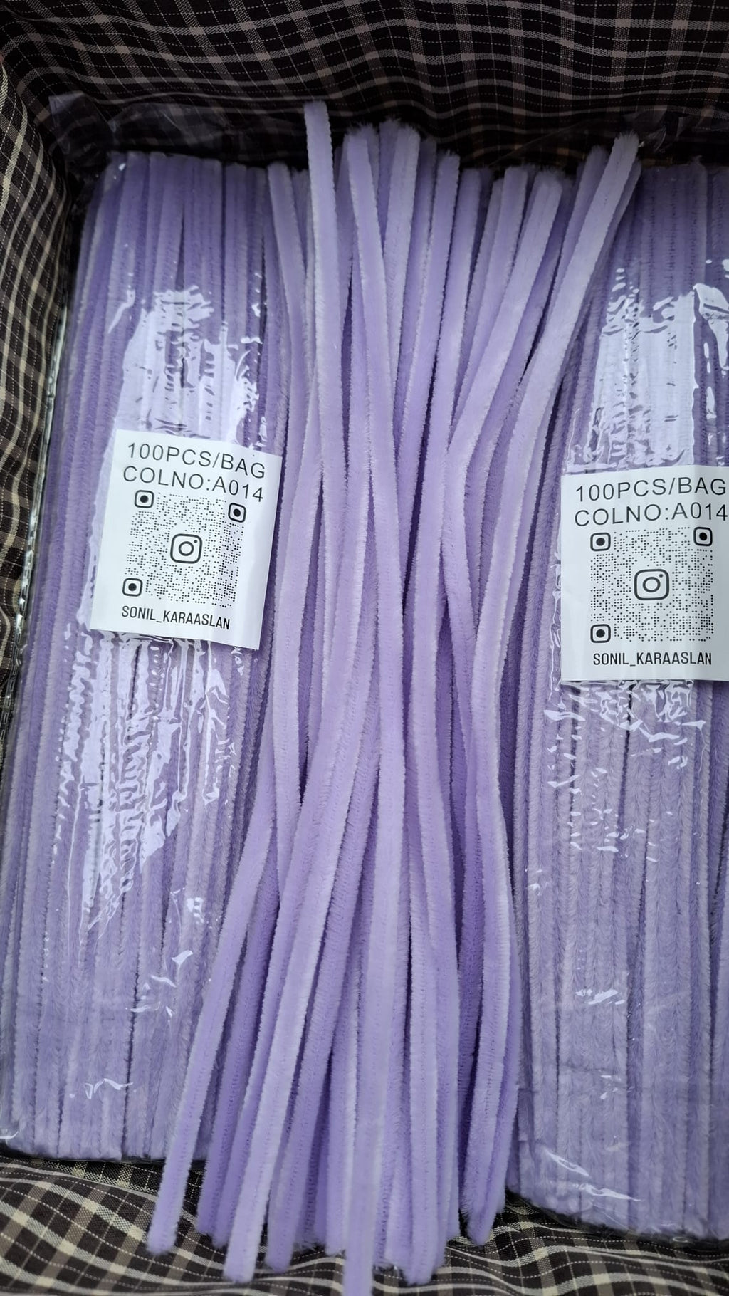 RENK KOD A014 ŞÖNİL 100 LÜ LİLA 30 CM -🛍️ YOĞUN TÜYLÜ HOBİ ÇUBUĞU TEL EL İŞİ 100 LÜ PAKET💐
