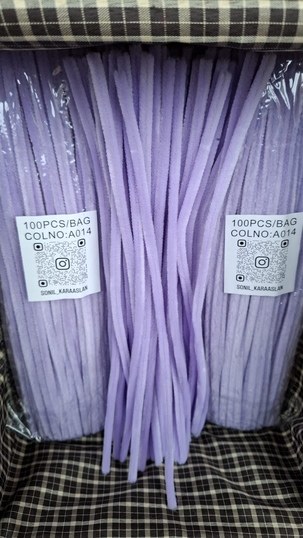 RENK KOD A014 ŞÖNİL 100 LÜ LİLA 30 CM -🛍️ YOĞUN TÜYLÜ HOBİ ÇUBUĞU TEL EL İŞİ 100 LÜ PAKET💐