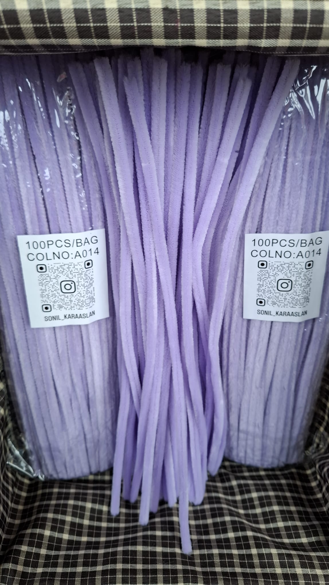 RENK KOD A014 ŞÖNİL 100 LÜ LİLA 30 CM -🛍️ YOĞUN TÜYLÜ HOBİ ÇUBUĞU TEL EL İŞİ 100 LÜ PAKET💐