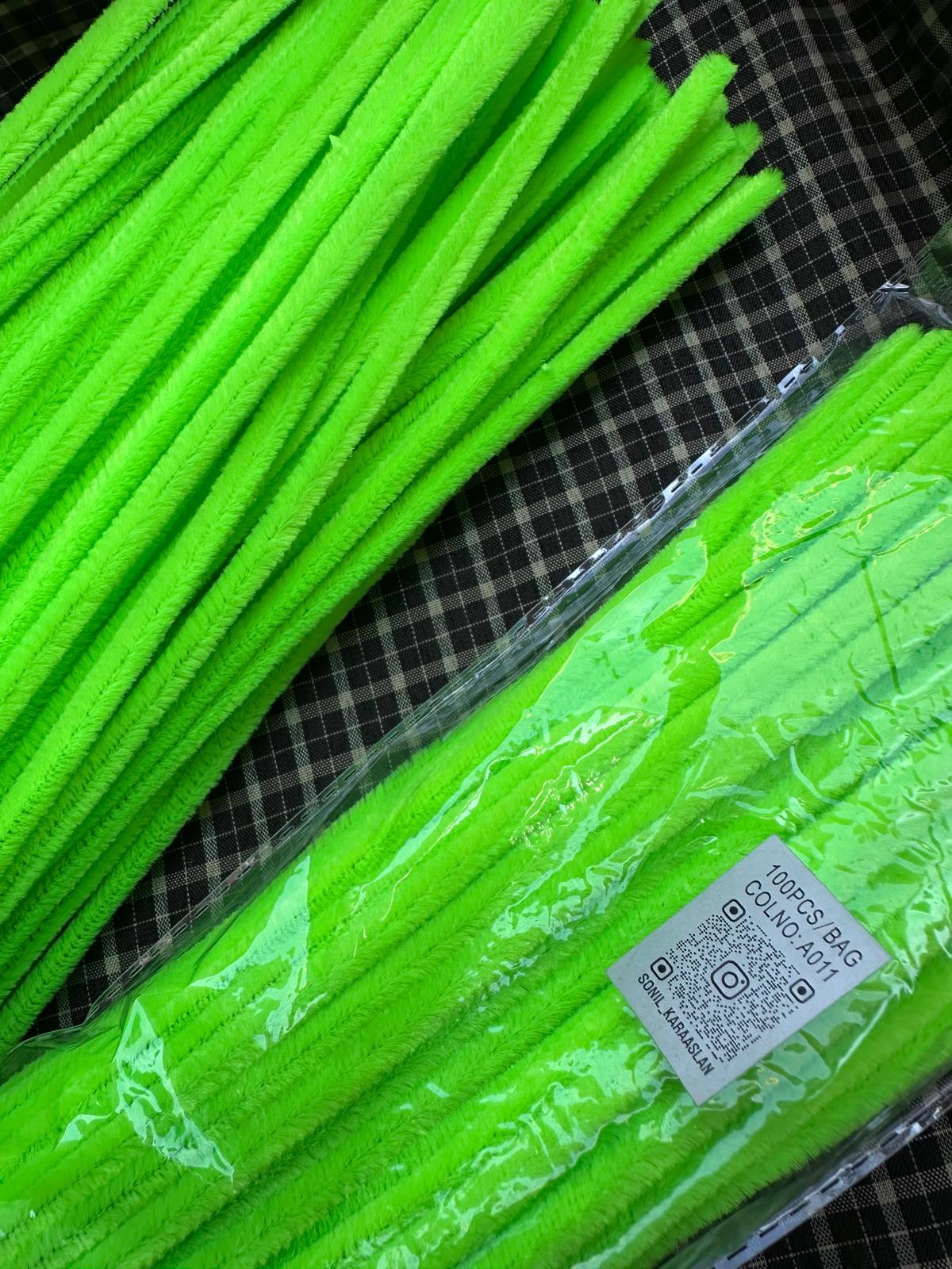 ŞÖNİL 100 LÜ FOSFOR YEŞİL RENK KOD A011 30 CM -🛍️ YOĞUN TÜYLÜ HOBİ ÇUBUĞU TEL EL İŞİ 100 LÜ PAKET💐