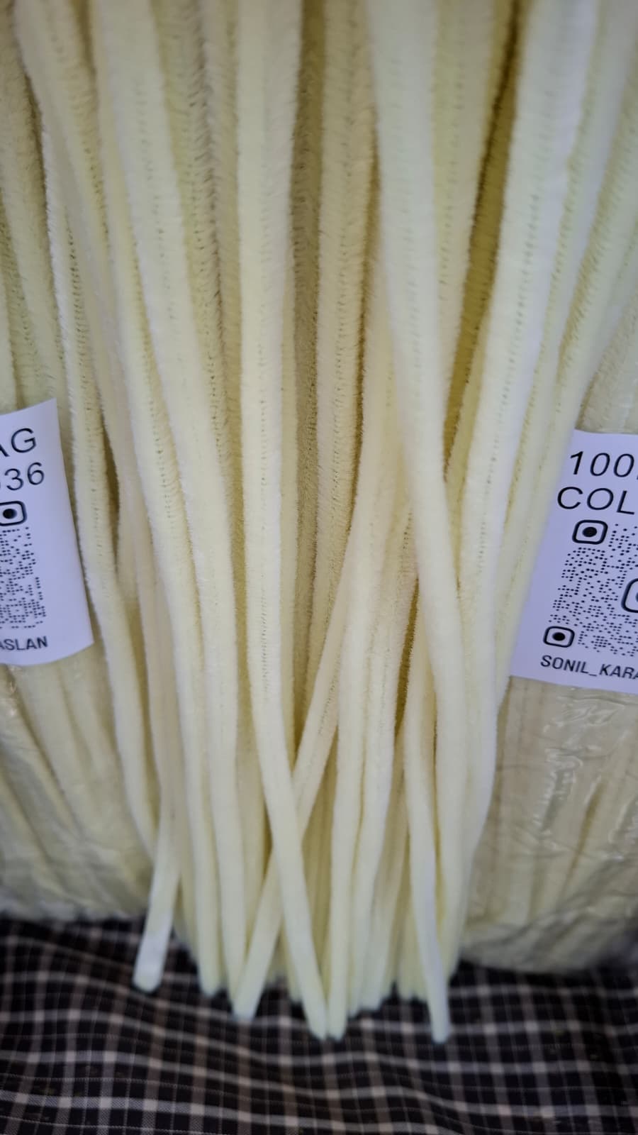 ŞÖNİL 100 LÜ KREM RENK KOD A036 30 CM -🛍️ YOĞUN TÜYLÜ HOBİ ÇUBUĞU TEL EL İŞİ 100 LÜ PAKET💐