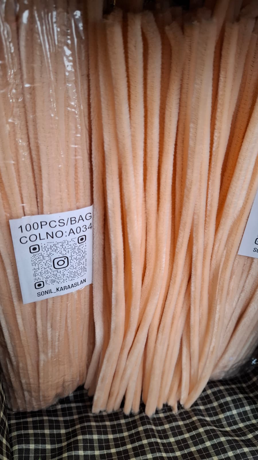 ŞÖNİL 100 LÜ SOMON RENK KOD A034 30 CM -🛍️ YOĞUN TÜYLÜ HOBİ ÇUBUĞU TEL EL İŞİ 100 LÜ PAKET💐