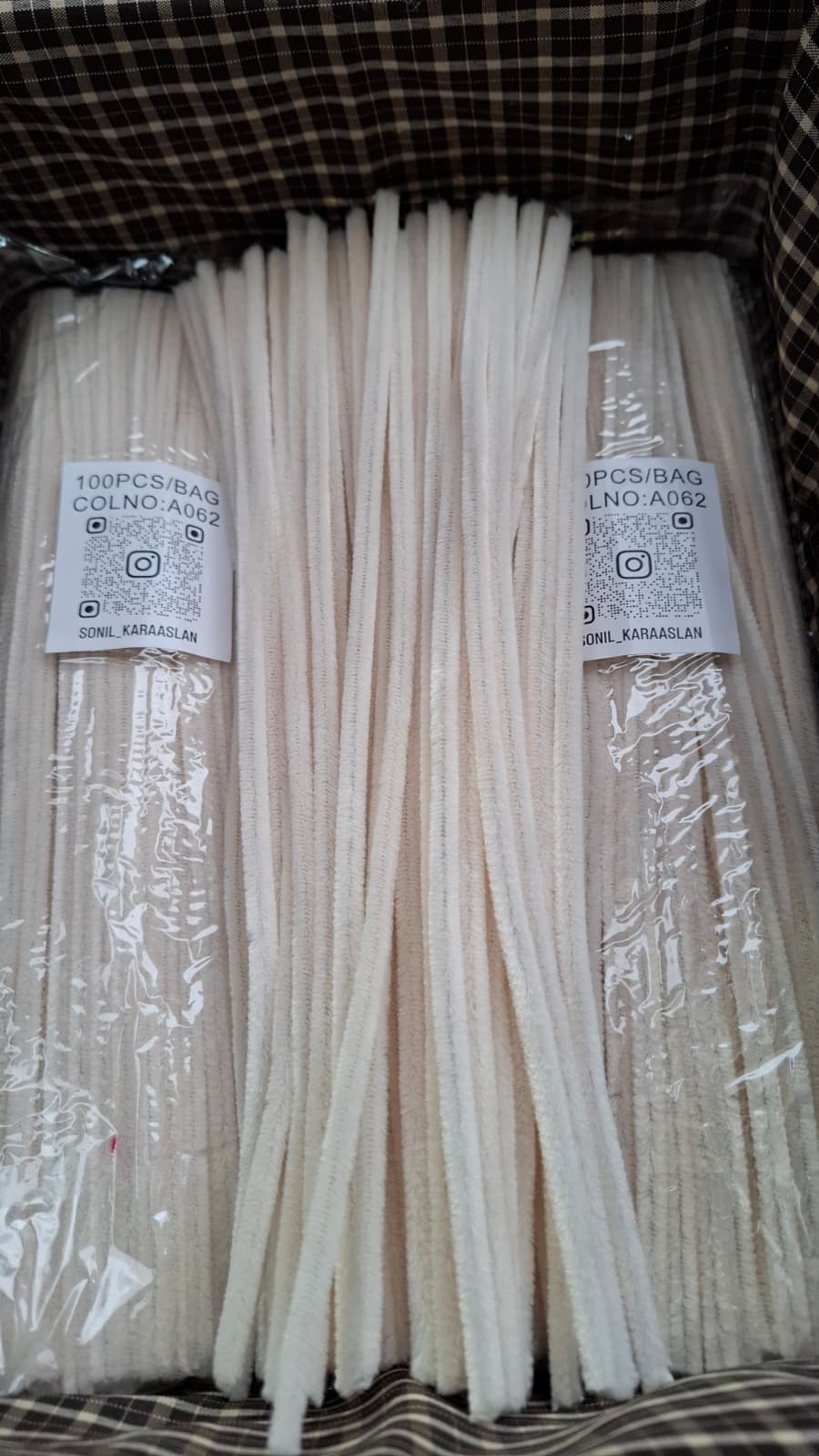 ŞÖNİL 100 LÜ KREM RENK KOD A062 30 CM -🛍️ YOĞUN TÜYLÜ HOBİ ÇUBUĞU TEL EL İŞİ 100 LÜ PAKET💐