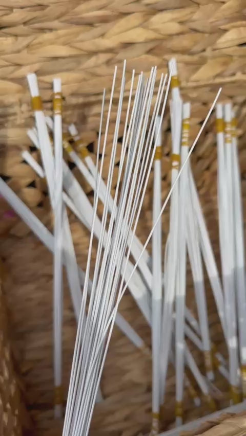 20 Adet BEYAZ Çiçek Teli-30 cm uzunluk 🌼🌸🎁💖 hobi, el sanatları ve çiçekçilik projeleri içindir.